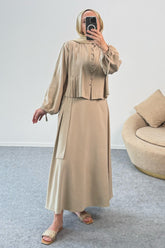 Kolları Büzgülü Nervürlü Kuşaklı Gömlek ve Uzun Etekli İkili Takım 8875 - Bej